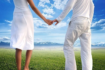 Tikroji santuoka vyksta... danguje