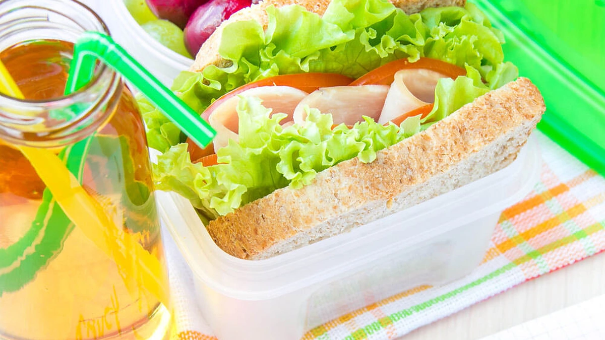 Ką įdėti į moksleivio priešpiečių dėžutę?