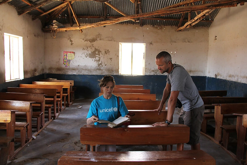 Aktoriai Virginija Kochanskytė ir Giedrius Savickas lankosi Tanzanijoje.
