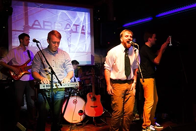 Grupės „Arbata“ koncerto akimirka