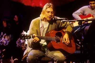 Kurto Cobaino gitara iš koncerto „MTV Unplugged“ parduota už 6 mln. dolerių