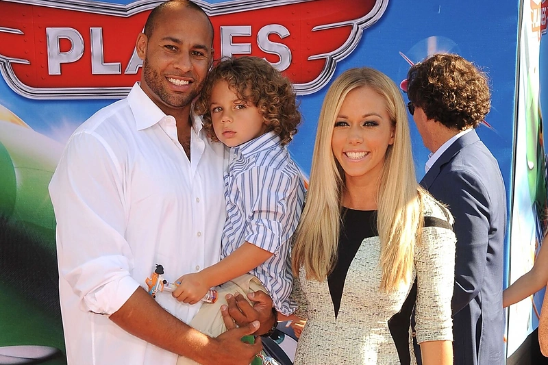 Kendra Wilkinson su vyru Hanku Baskettu ir sūneliu Hanku