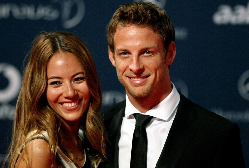 Jensono Buttono mylimoji – fotomodelis Jessica Michibata