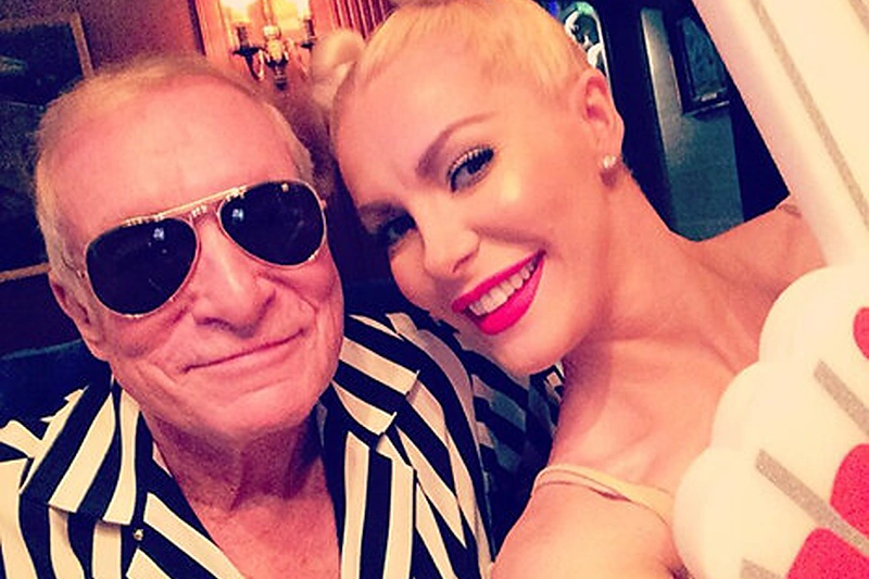 Hugh Hefneris su žmona Crystal Harris