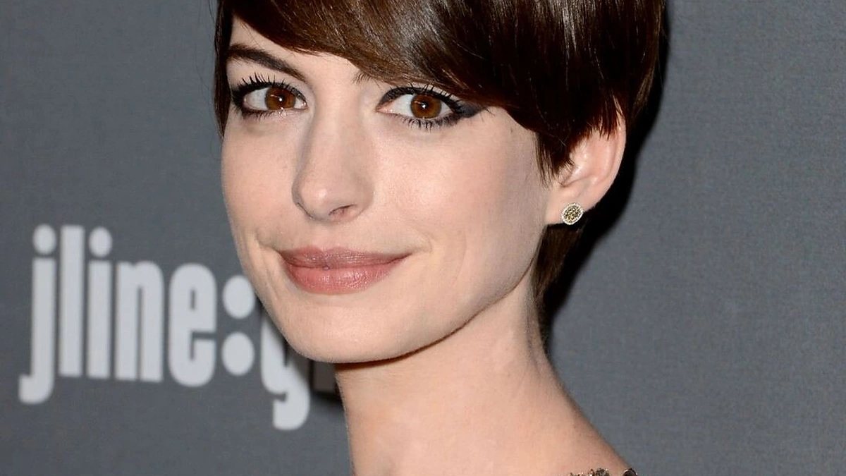 Anne Hathaway