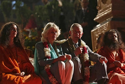 Princas Charlesas, Camilla ir Chidanandas Saraswatiji