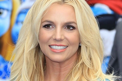 Šokėjai nosį sulaužiusi Britney Spears paduota į teismą