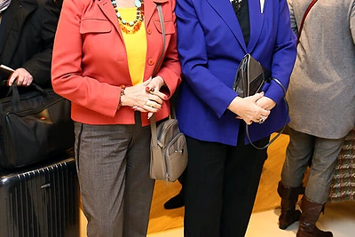 Birutė Vizgirdienė (dešinėje)