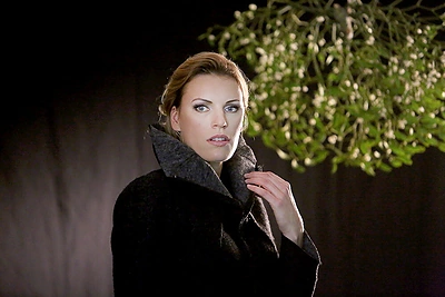 Dizainerės Vilmos Marės projekte įamžinta Austra Skujytė: „Veidrodyje regėtas vaizdas buvo įspūdingas“