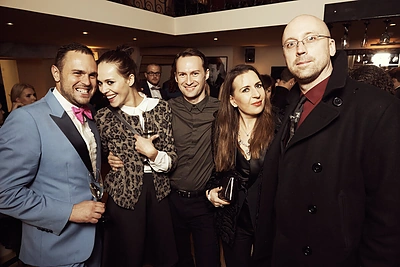 Jogaila Morkūnas, Meda Jonaitytė, Edgaras Monvidas ir Kristina Sabaliauskaitė su vyru Tomu