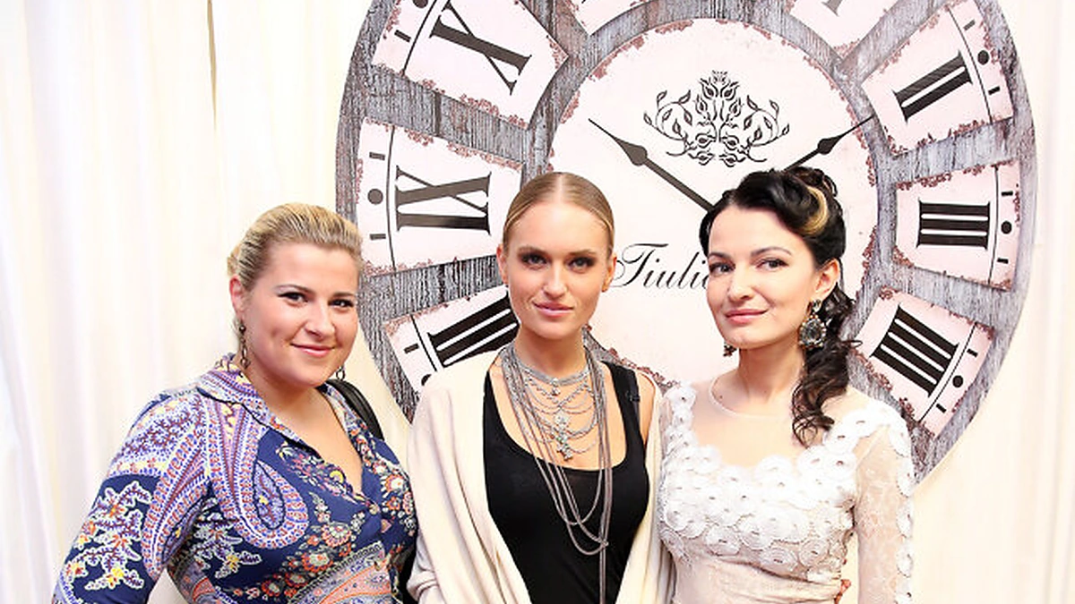Erika Vitulskienė, Gintarė Gurevičiūtė ir Viktorija Jakučinskaitė