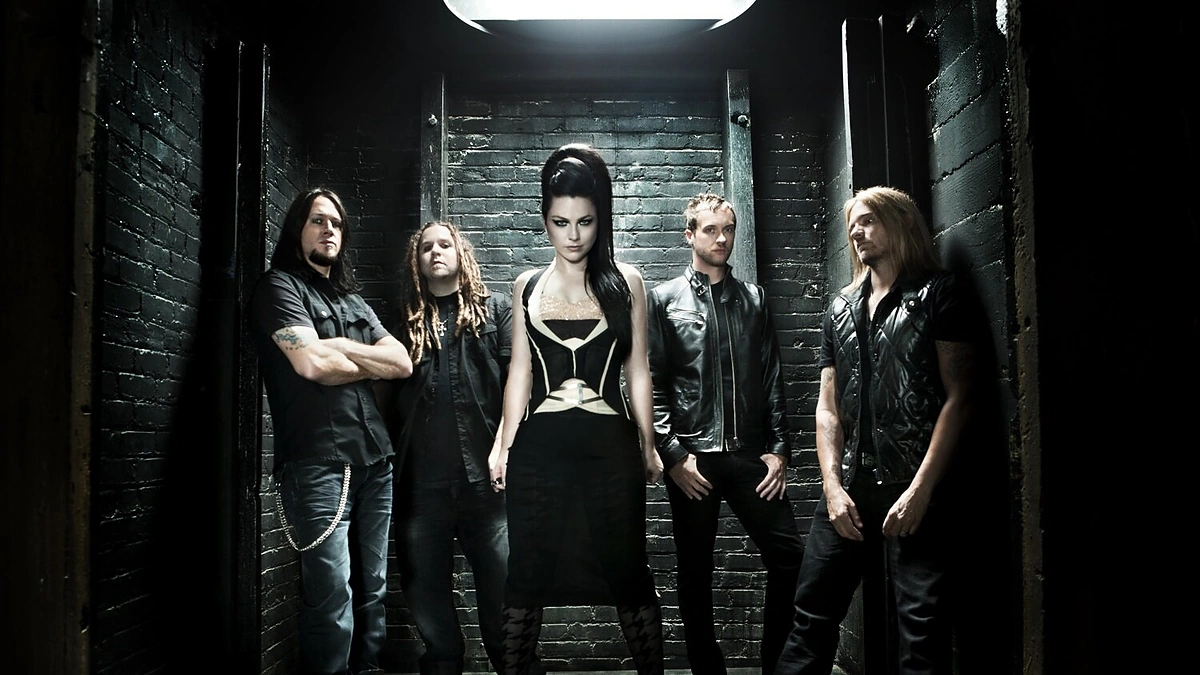 Amy Lee švenčia 32-ąjį gimtadienį