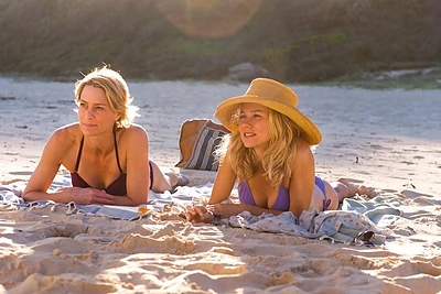 Robin Wright ir Naomi Watts filme „Dvi motinos“