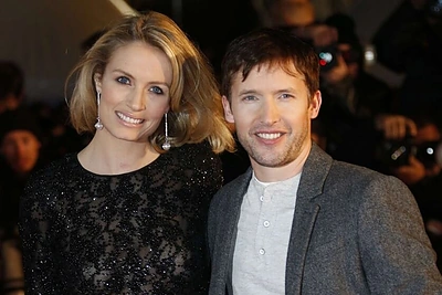 Atlikėjas Jamesas Bluntas Maljorkoje vedė savo išrinktąją Sofią Wellesley