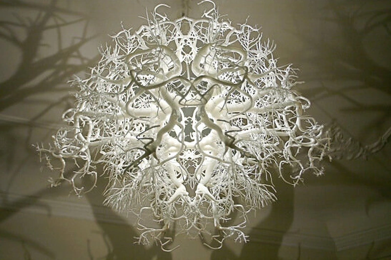 Thyros Hilden ir Pio Diazo kurtas šviestuvas