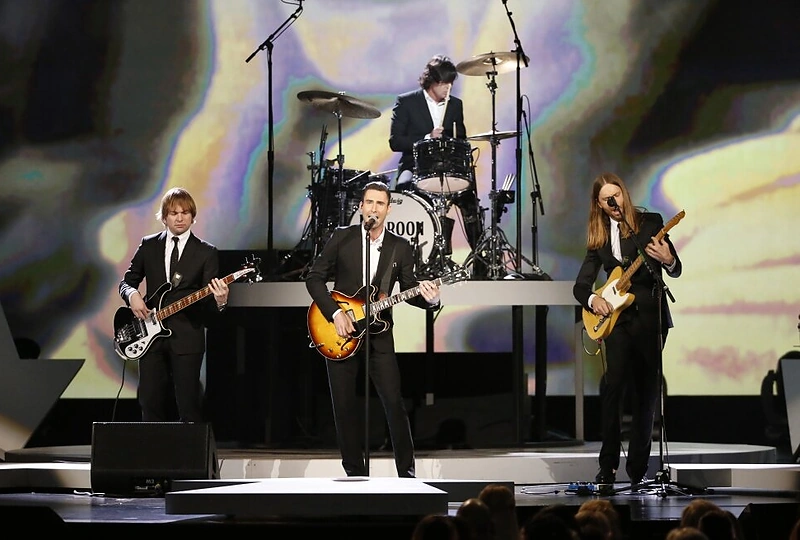 Grupė „Maroon 5“