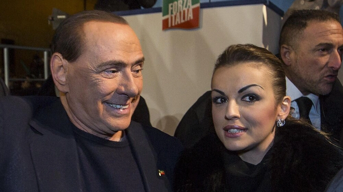 Silvio Berlusconi ir Francesca Pascale