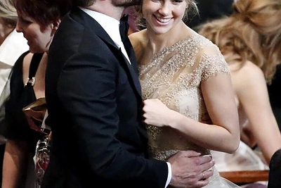 Bradley Cooperis ir Suki Waterhouse