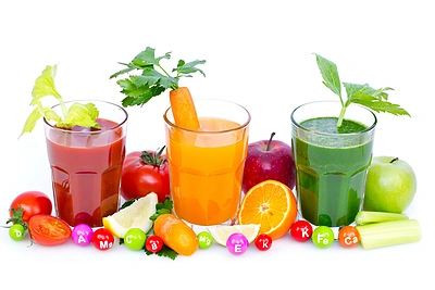 Vertingiausios vaisių ir daržovių sultys: ką kurios gydo?