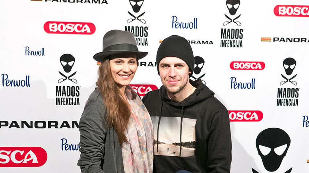 Jurga Šeduikytė ir Vidas Bareikis su sūnumi