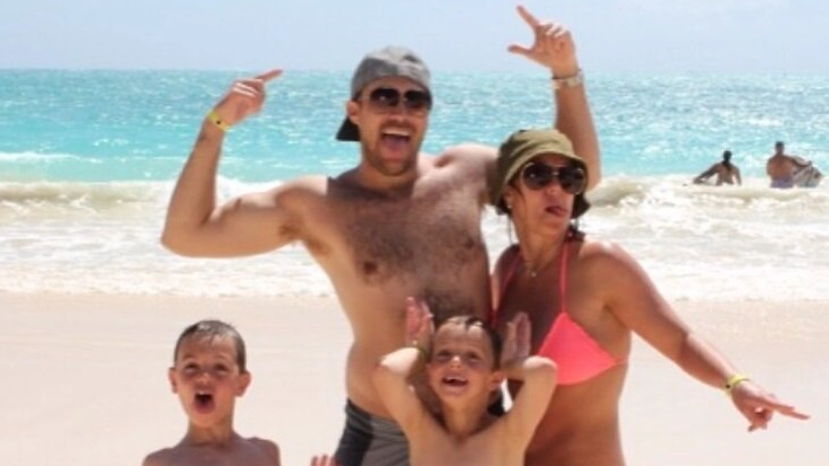 Britney Spears su Davidu Lucado ir sūnumis Havajuose
