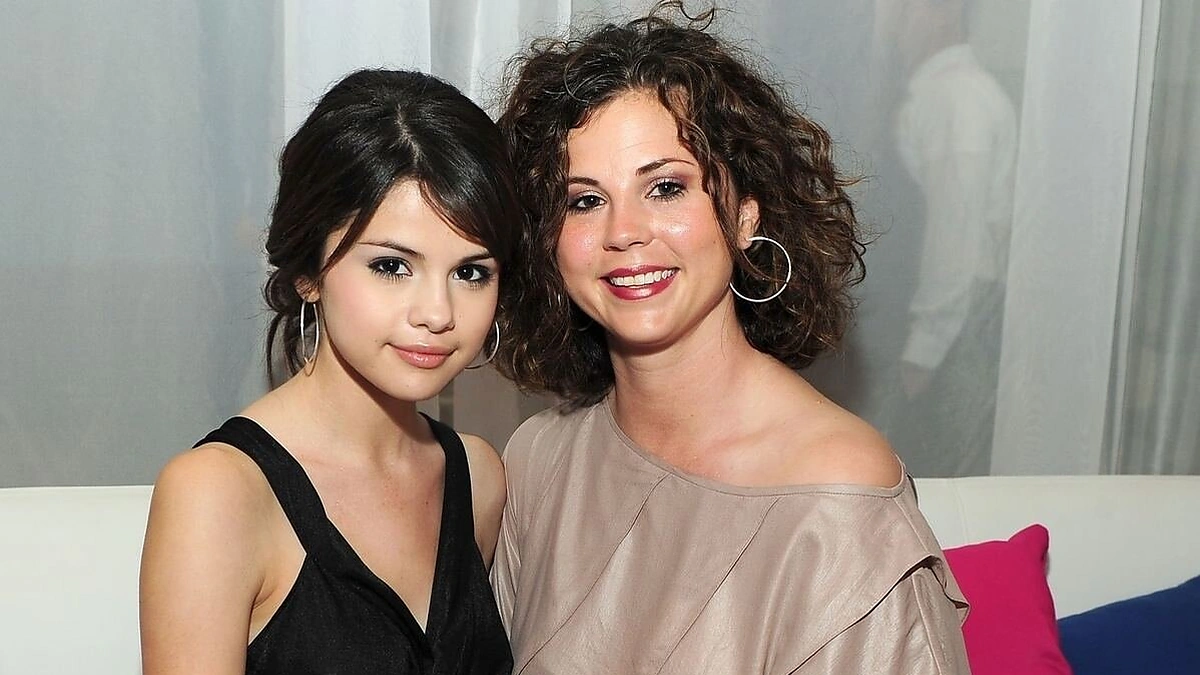 Selena Gomez su mama Mandy Teefey