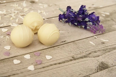 Velykų dovanėlė: rankų darbo baltasis šokoladas per 15 minučių!