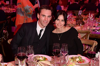 „Draugų“ žvaigždė Courteney Cox nutraukė sužadėtuves su Johnny McDaidu