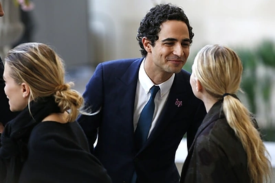 Zacas Posenas su Mary Kate Olsen ir Ashley Olsen