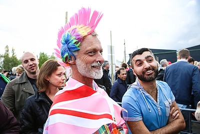 Gerbėjai plūdo į „B&W Hallrene“ areną