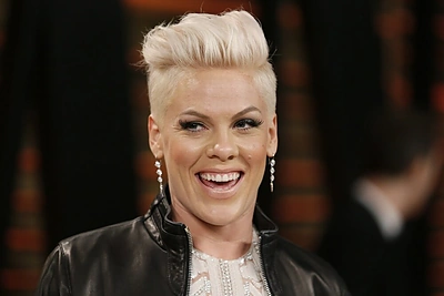 Pink paskelbta UNICEF ambasadore kovai su vaikų badu