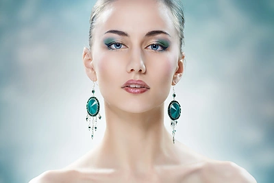 Papuošalų galia. Kurie jums tinka, o kurie sargdina?