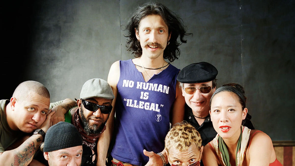 „Gogol Bordello“