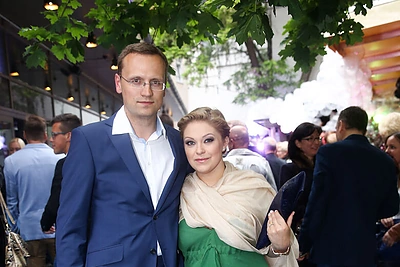 Vasarą gimdysianti Agnė Grigaliūnienė nepraleido audringo garsenybių vakarėlio