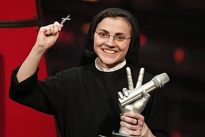 Italijos muzikinį šou „The Voice“ laimėjo charizmatiška vienuolė Cristina Scuccia