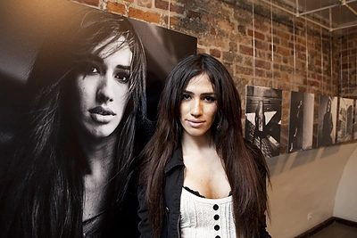 Fotoparodai apie transseksualus pozavęs Raulis Mammadli: „Mes visi esame labiau panašūs, negu skirtingi“