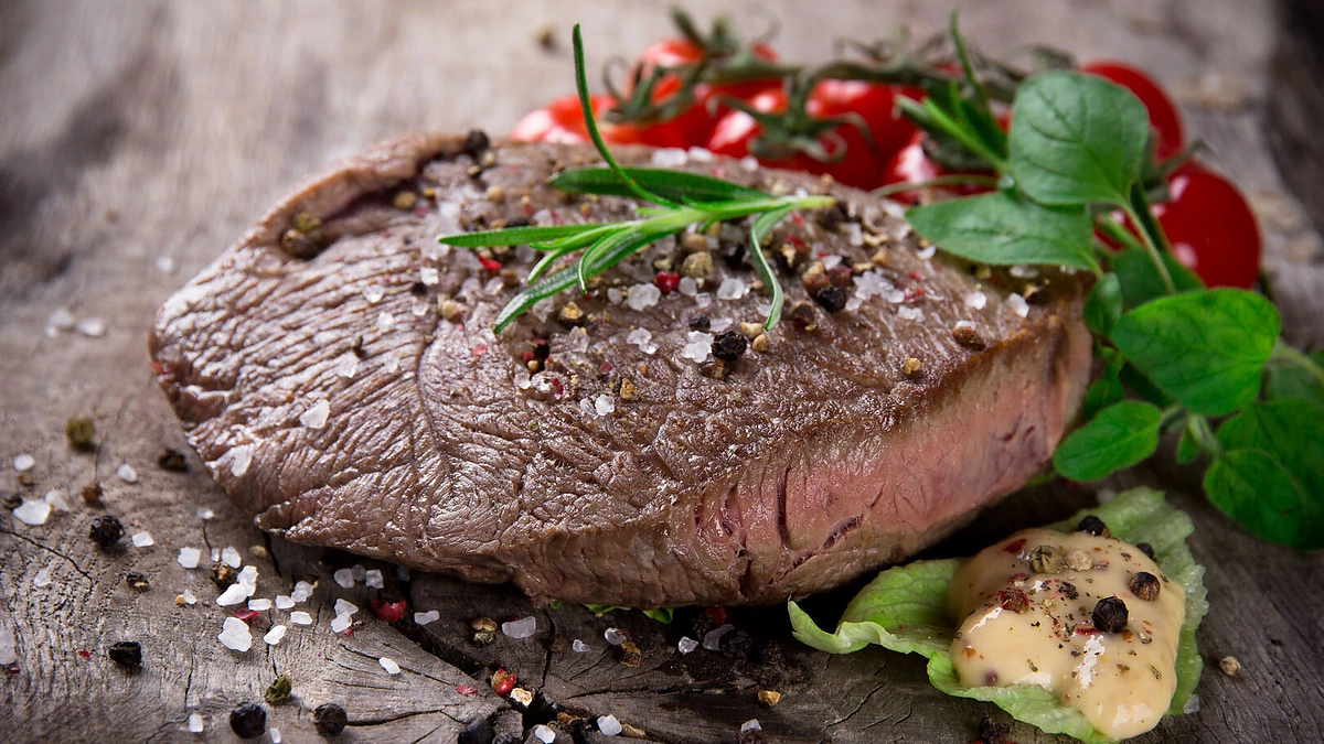 Mėsa, pagardinta druska