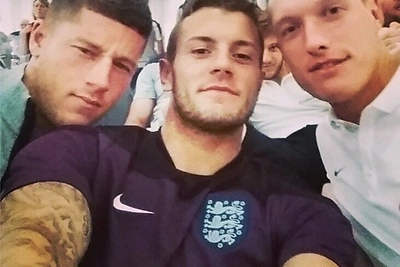 Anglai Rossas Barkley, Jackas Wilshere'as ir Philas Jonesas