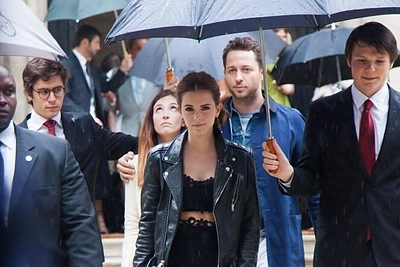 Emma Watson pastebėta romantiškame pasimatyme Niujorke