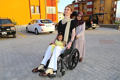 Rumeysa Gelgi su mama