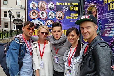 Donatas Montvydas su šokėjais