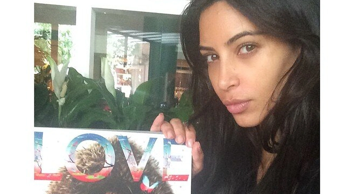 Kim Kardashian be makiažo