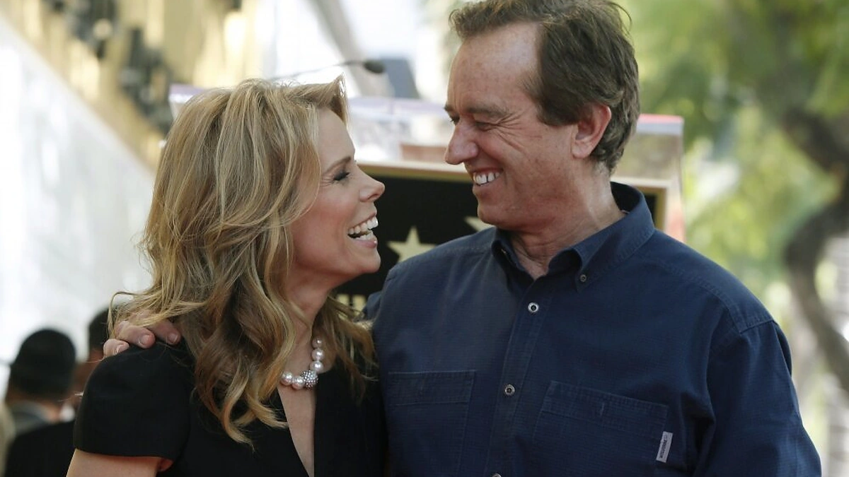 Cheryl Hines ir Robertas F.Kennedy jaunesnysis