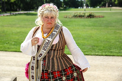 Bičiuliai siunčia Dainai Bilevičiūtei užuojautą dėl jos motinos mirties