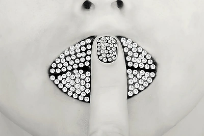 Šmaikštus ir išradingas lūpų makiažas: ar išdrįstumėte taip pasipuošti?