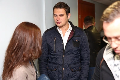 Soliaris atsidūrė teisme: vairavo neturėdamas tam teisės ir atsisakė tikrintis blaivumą