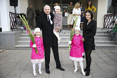 Dukrą Eladą į mokyklą išleidęs Kristupas Krivickas: „Aš irgi eisiu į pirmą klasę“