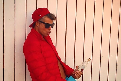 Juozas Statkevičius tūkstančius sekėjų internete linksmina pikantiškomis nuotraukomis