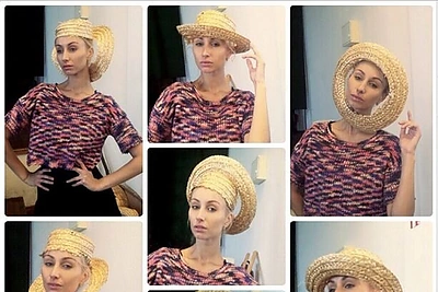 Kristina Tarasevičiūtė išradingai panaudojo suplyšusią šiaudinę skrybėlę