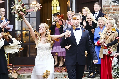 Karvio Šv. Juozapo bažnyčioje susituokė Baiba Skurstene ir Mykolas Serdiukas